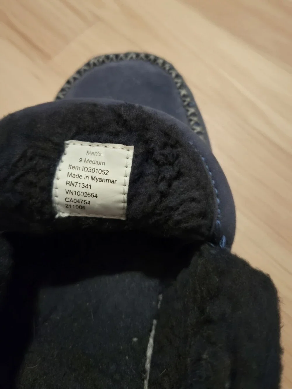 L.L.Bean Men's Wicked Good Mountain Slippers Blue Suede Size 9M